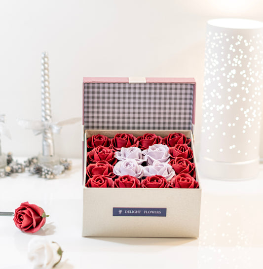 Cute rose box